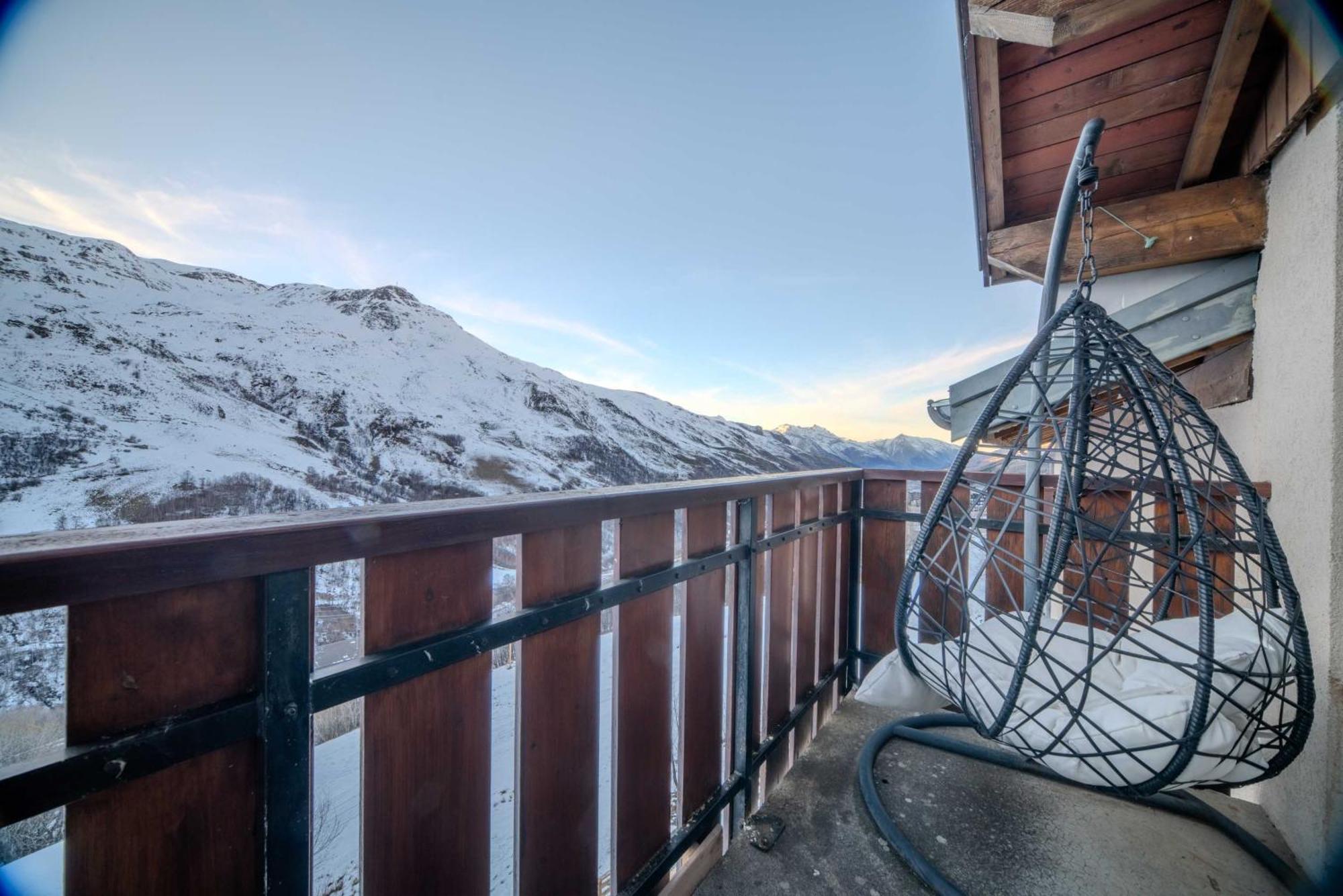 Ho36 Les Menuires Hotel Exterior photo